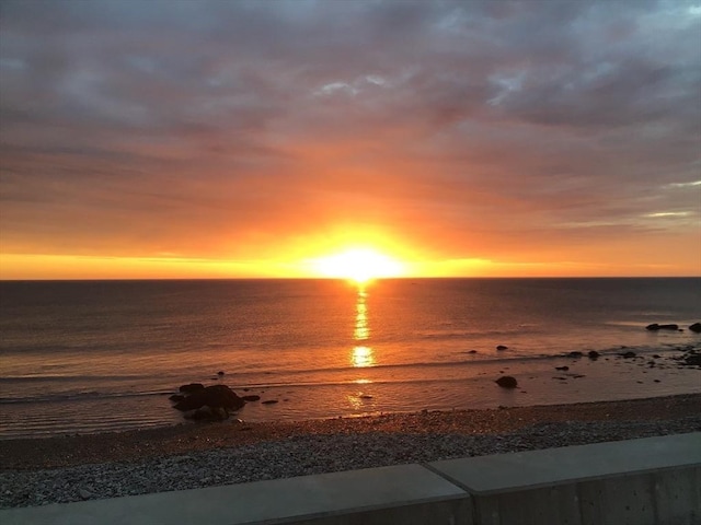 118 Oceanside Dr, Scituate, MA 02066 - water view with nearby beach
