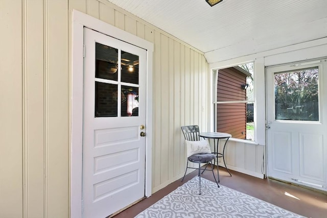 property entrance with a porch