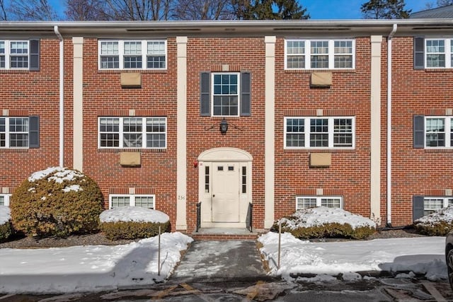 view of townhome / multi-family property