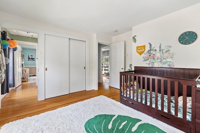 60 Brookfield Rd, Sturbridge, MA 01518 - bedroom with wood finished floors and a closet