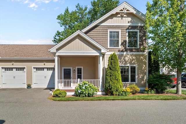4 Emerald Way Unit 4, Salisbury, MA 01952 - craftsman-style house with an attached garage, driveway, and a porch
