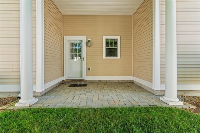 4 Emerald Way Unit 4, Salisbury, MA 01952 - property entrance