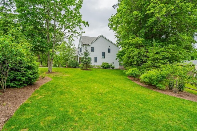 1 Putnam Rd, Bedford, MA 01730 - view of green lawn