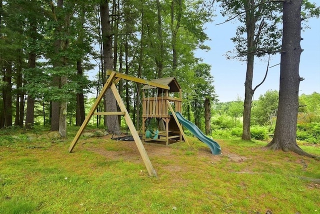 21 Hunt Dr, Stoughton, MA 02072 - view of playground