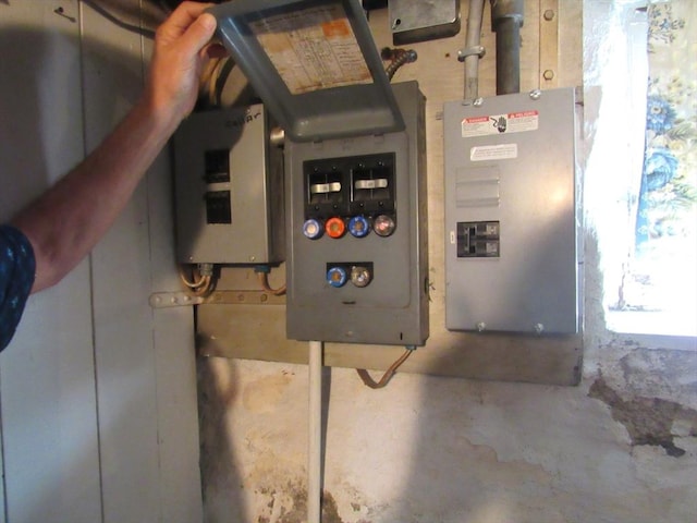 31 Graham St, Quincy, MA 02169 - utilities featuring electric panel