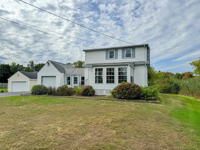 view of front of home featuring a front lawn