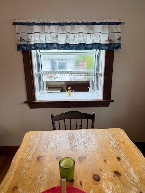 14 Pequot Rd, Weymouth, MA 02191 - view of dining area