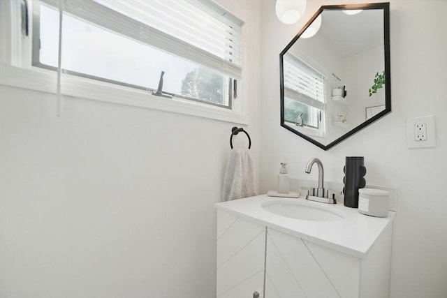14 Turning Mill Ln Unit 14, Quincy, MA 02169 - bathroom featuring vanity