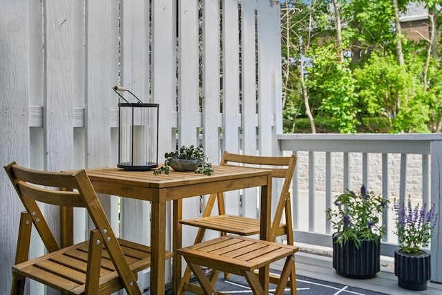 14 Turning Mill Ln Unit 14, Quincy, MA 02169 - balcony featuring outdoor dining space