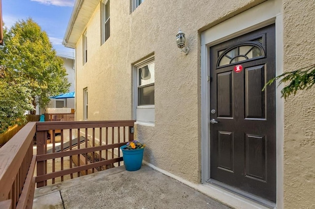 28 Mason, Salem, MA 01970 - property entrance featuring stucco siding