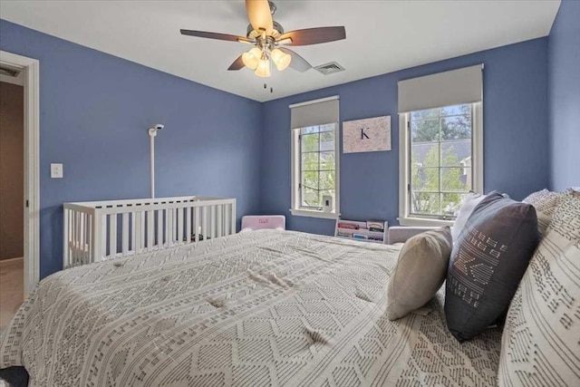 bedroom featuring a ceiling fan