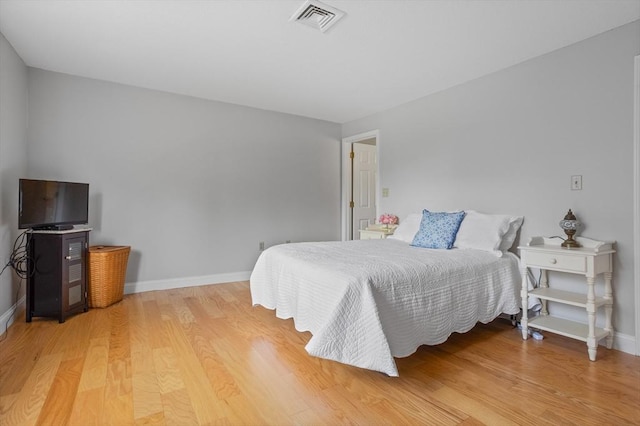 181 Littleton Rd Unit 333, Chelmsford, MA 01824 - bedroom featuring light wood-type flooring and baseboards