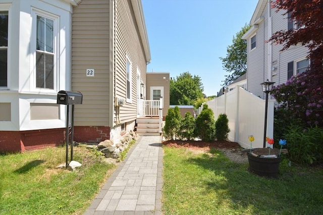 22 Chester Unit 22, Amesbury, MA 01913 - view of yard