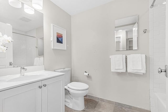 321 Hammond Pond Pkwy Unit 103, Brookline, MA 02467 - full bathroom with toilet, vanity, bathtub / shower combination, and baseboards