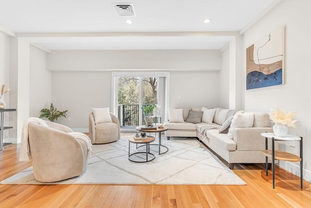 321 Hammond Pond Pkwy Unit 103, Brookline, MA 02467 - living area featuring wood finished floors, recessed lighting, and baseboards