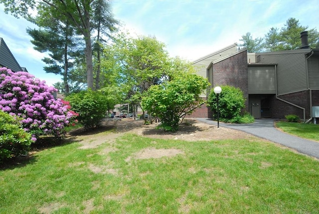 238 Brown Bear Xing Unit 238, Acton, MA 01720 - view of grassy yard