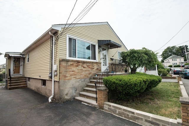17 Lantern Rd, Revere, MA 02151 - bungalow-style house with brick siding