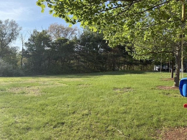 5 Samantha Way Unit 5, Acton, MA 01720 - view of grassy yard