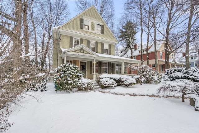 view of front of home with covered porch