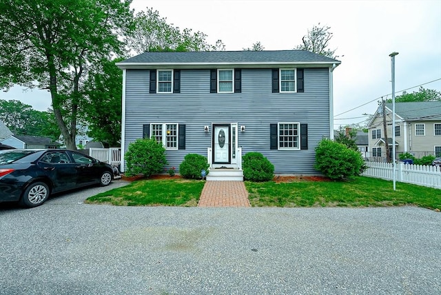 139 Grove Ave, Wilmington, MA 01887 - view of front of house