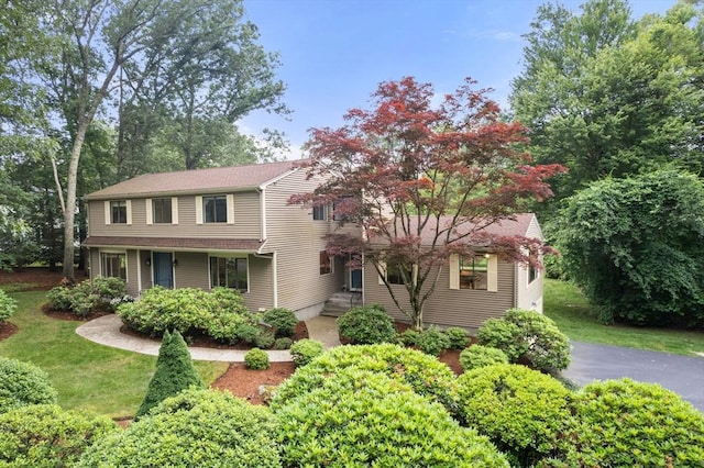 18 Juniper Ln, Framingham, MA 01701 - view of traditional-style house
