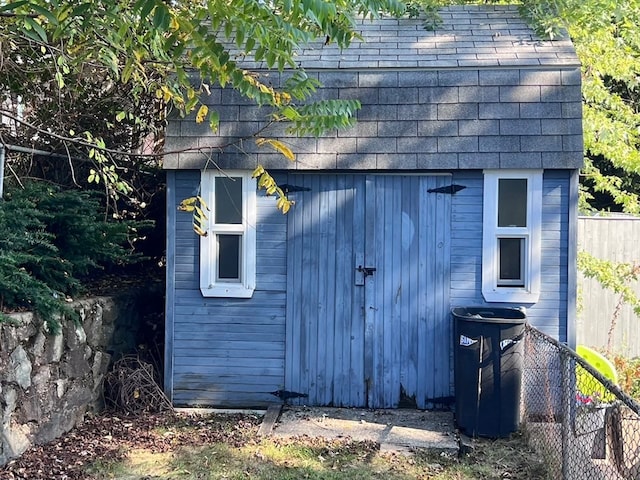 view of outdoor structure