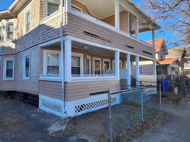 view of home's exterior