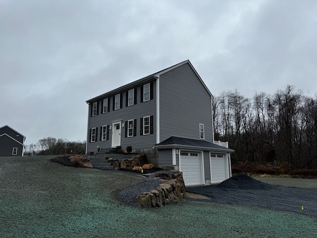 view of front facade featuring a garage