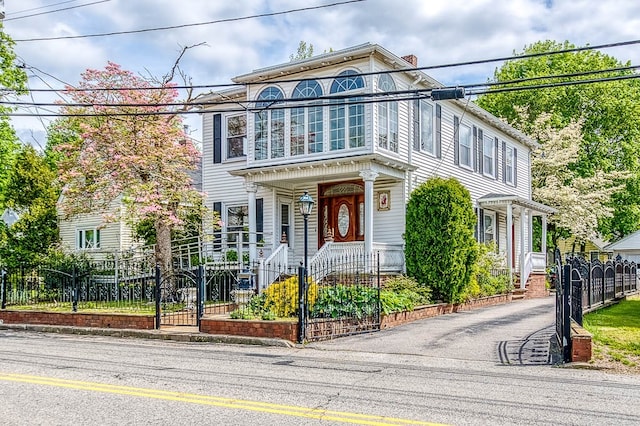 view of front of home featuring a porch