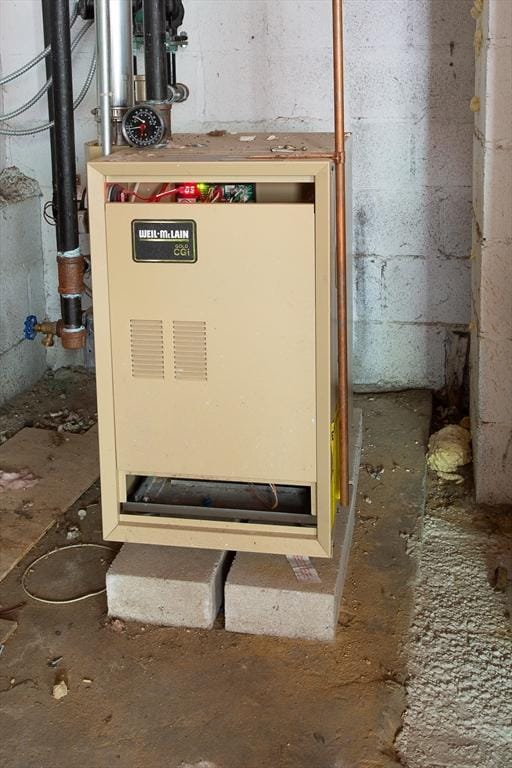 76 Kennedy Rd, West Brookfield, MA 01585 - view of utility room