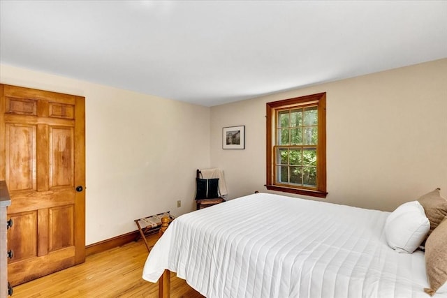 3 Five Cors, Barnstable, MA 02632 - bedroom with light wood-style floors and baseboards