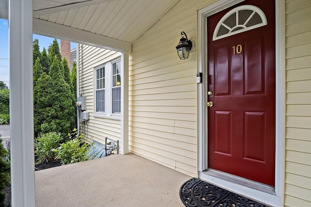 10 Carlisle Rd Unit 10, Bedford, MA 01730 - entrance to property featuring a porch