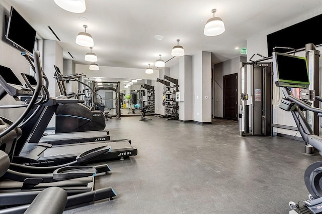 1515 Commonwealth Ave Unit 211, Boston, MA 02135 - gym featuring baseboards