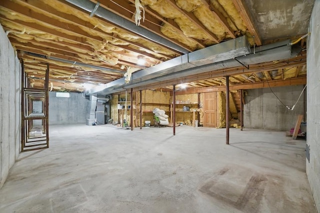 9 Buffalo Run, Southborough, MA 01772 - unfinished below grade area featuring heating unit