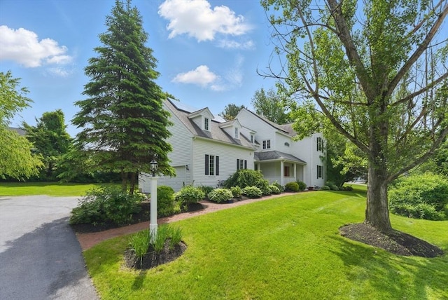 9 Buffalo Run, Southborough, MA 01772 - view of front of house with a front yard