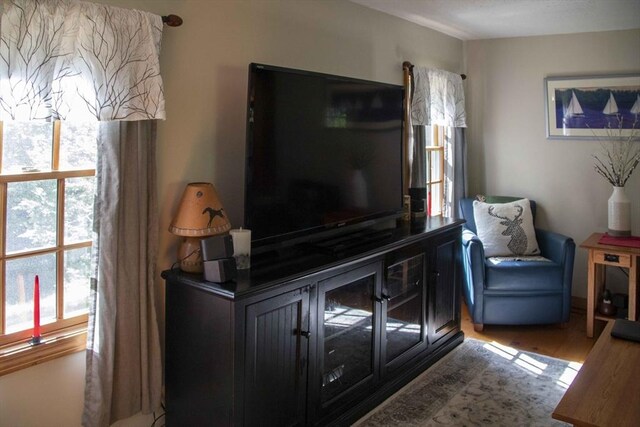 11 Nshore Rd, Chester, NH 03036