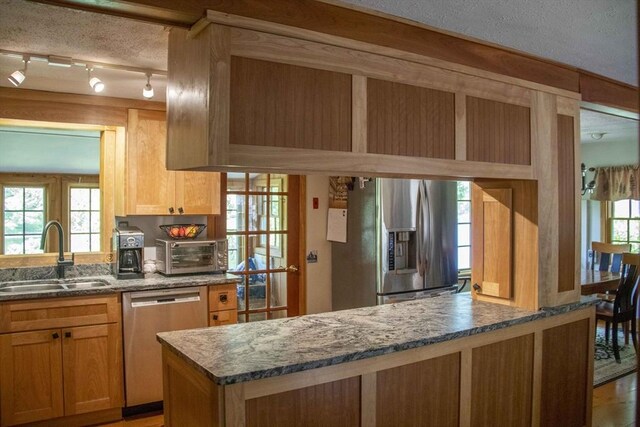 11 Nshore Rd, Chester, NH 03036
