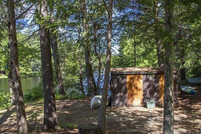 11 Nshore Rd, Chester, NH 03036