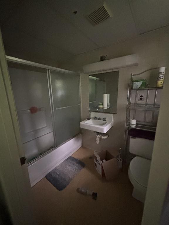 113 Lexington St, Springfield, MA 01107 - bathroom with toilet and combined bath / shower with glass door
