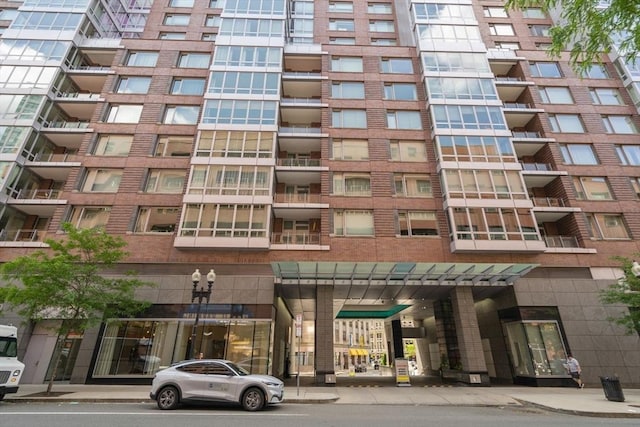 1 Charles St S Unit 604, Boston, MA 02116 - view of apartment building / complex