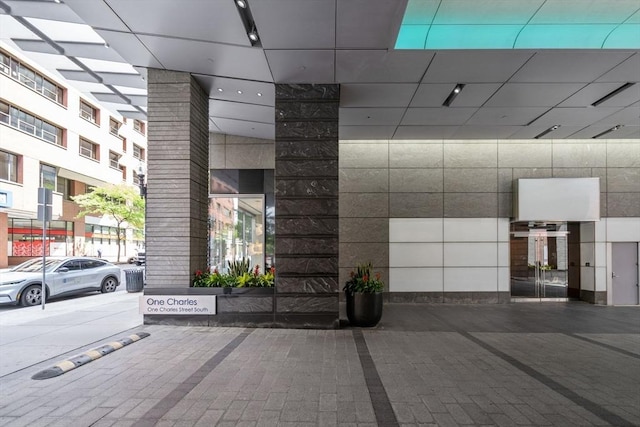 1 Charles St S Unit 604, Boston, MA 02116 - view of building lobby