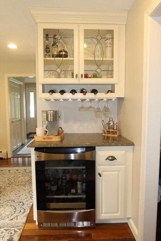 12 Hampton Ct, Walpole, MA 02032 - indoor dry bar with wine cooler and dark wood-style flooring