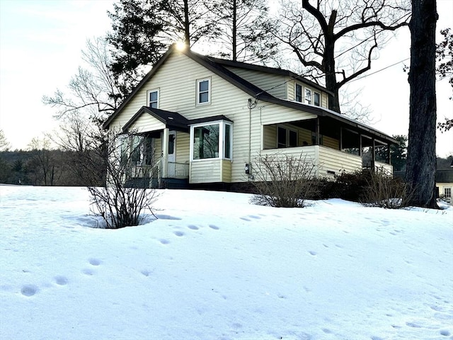 view of front of home with covered porch