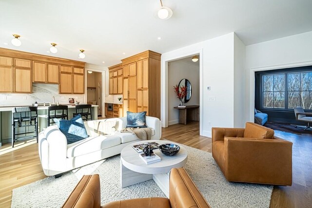 26 Common Ct, Lexington, MA 02421