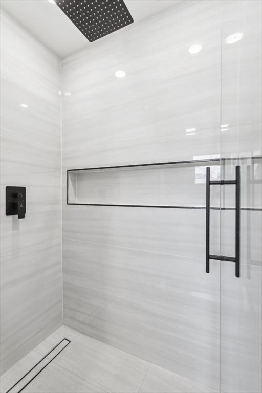 58 Putnam St Unit B, Somerville, MA 02143