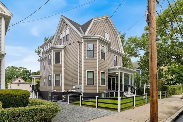 58 Putnam St Unit B, Somerville, MA 02143
