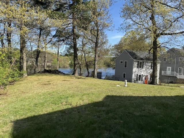 925 Washington St, Weymouth, MA 02189 - view of green lawn