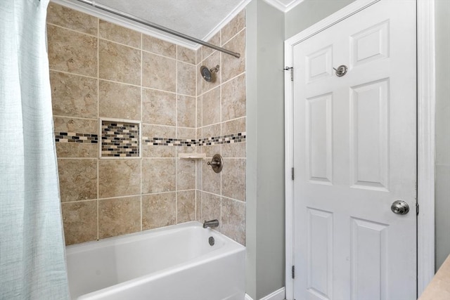 bathroom featuring shower / bath combo with shower curtain