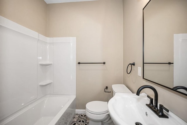 11-13 Read St, Lowell, MA 01850 - full bath with a sink, toilet, baseboards, and tile patterned flooring