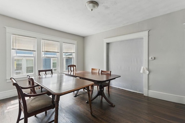 31-33 Beauchamp St, Springfield, MA 01107 - dining area featuring wood finished floors and baseboards